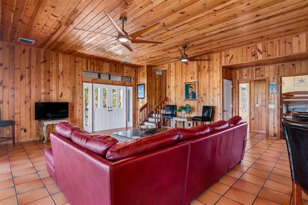 51 PALM DRIVE photo 6