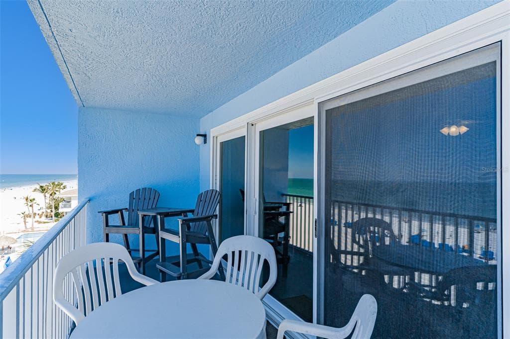 18500 GULF BOULEVARD 404 photo 9