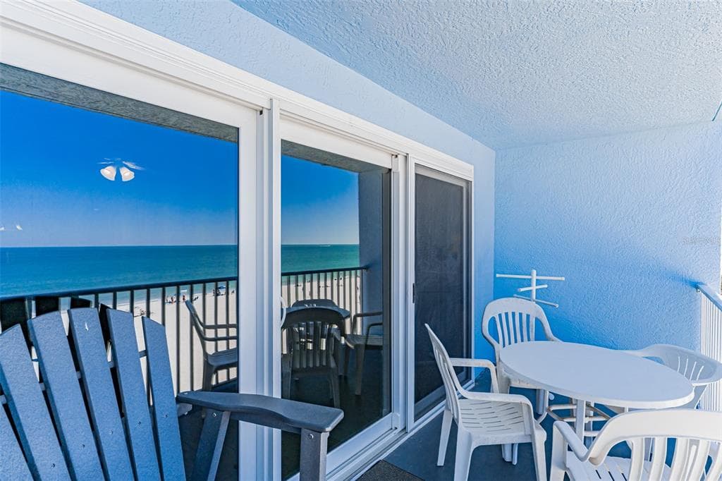 18500 GULF BOULEVARD 404 photo 10