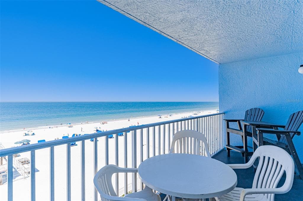 18500 GULF BOULEVARD 404 photo 8