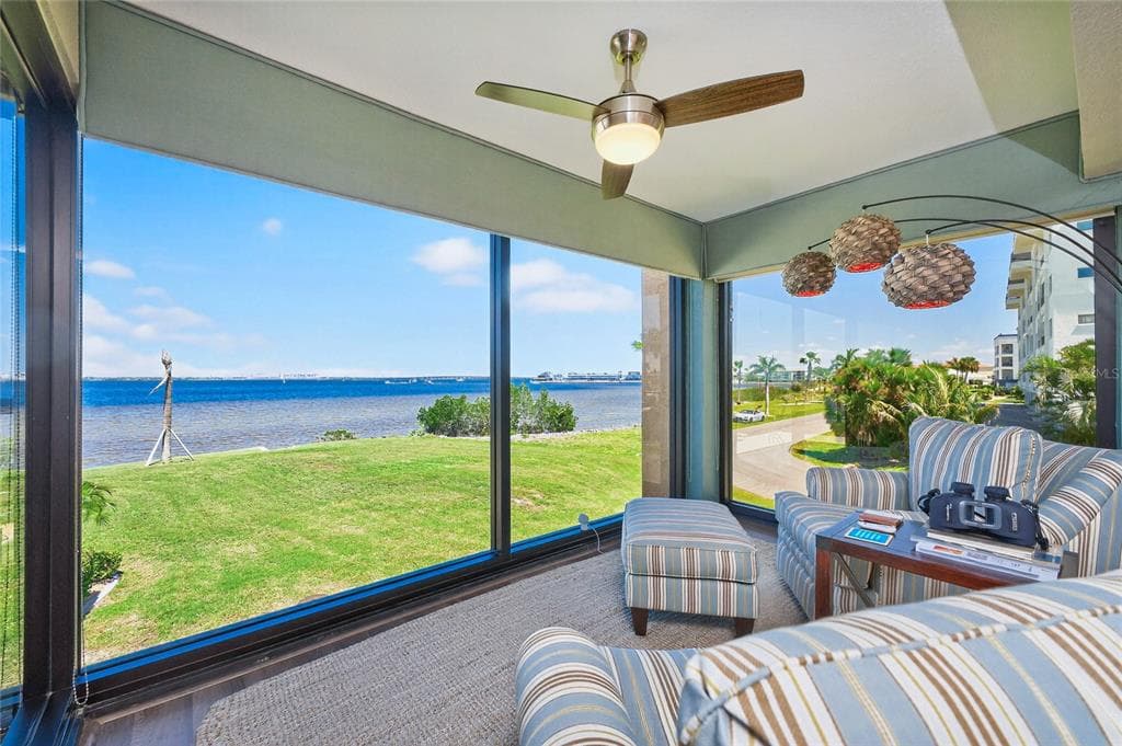 1601 PARK BEACH CIRCLE 6/116 photo 17
