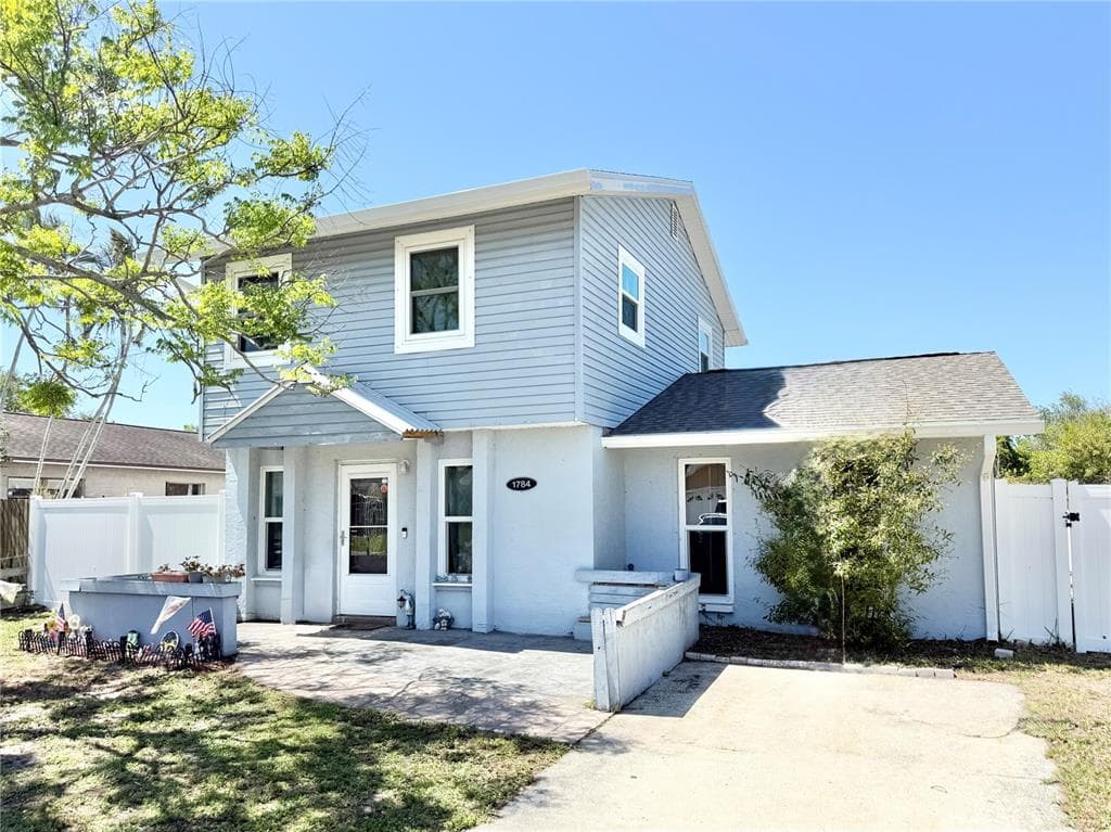 1784 TAYLOR LAKE PLACE photo 1