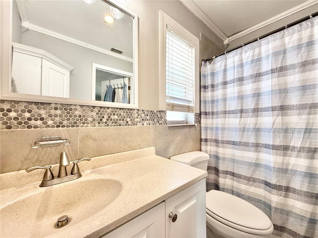1784 TAYLOR LAKE PLACE photo 15