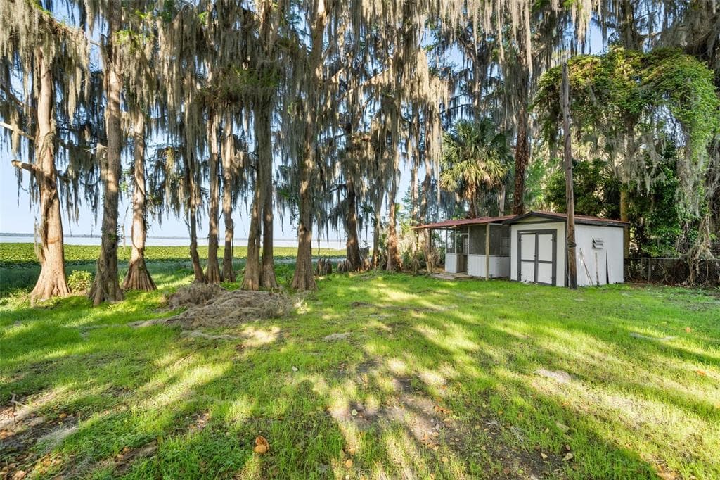 15026 SE US HIGHWAY 301 photo 5