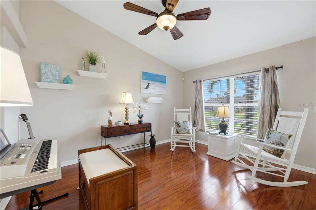 827 ROTONDA CIRCLE photo 16