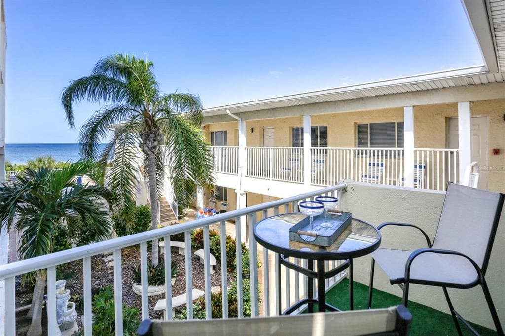 3200 GULF BOULEVARD 201 photo 4