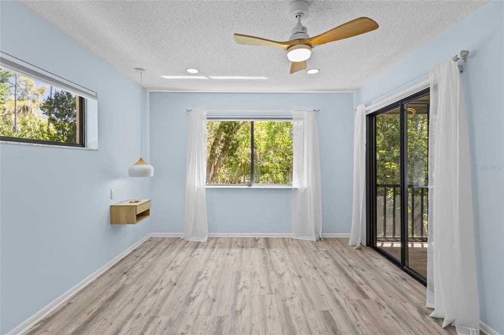 1636 BROOKHOUSE DRIVE 230 photo 22