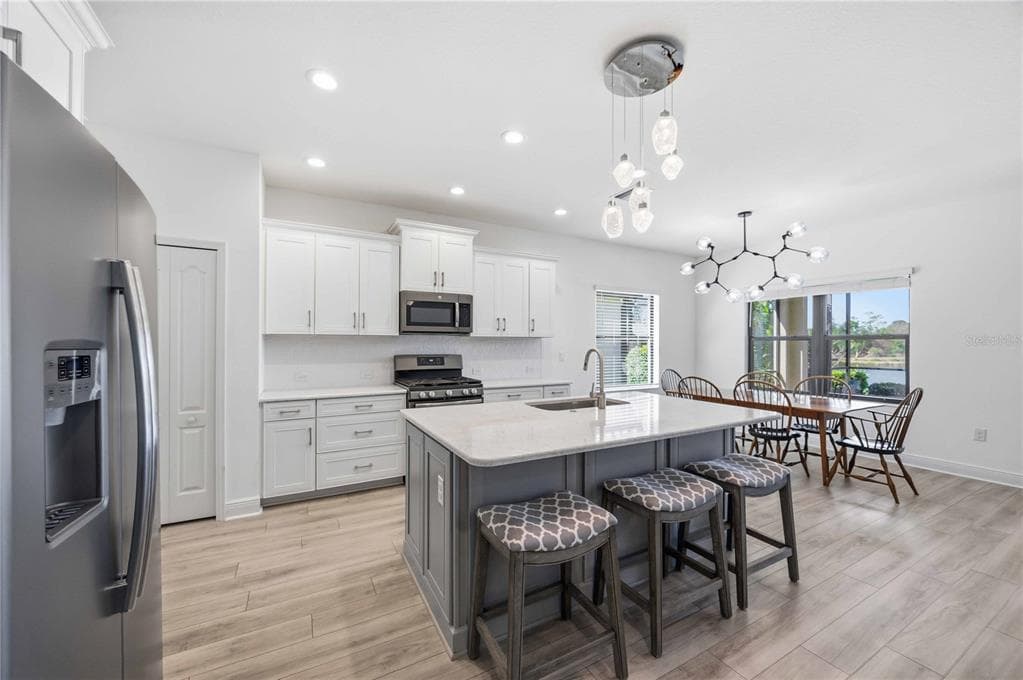 225 BENEDETTO COURT photo 9