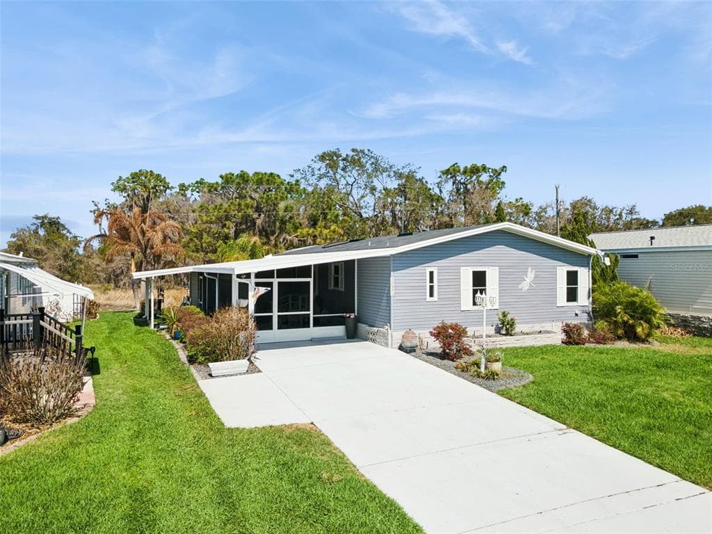 8568 BREEZE HILL DRIVE 3