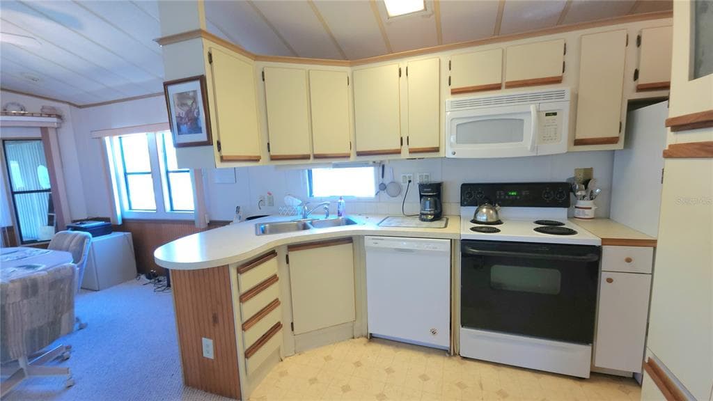 3333 26TH AVENUE E 1292 photo 11
