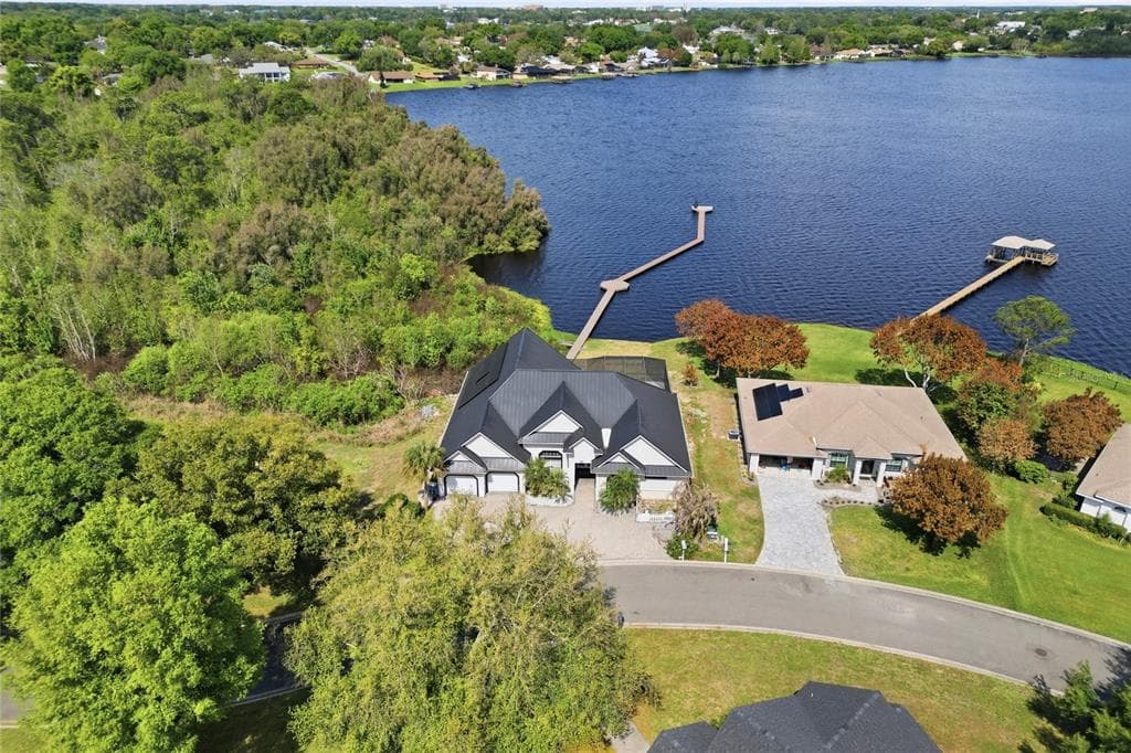 1028 S LAKE MARIAM DRIVE 2