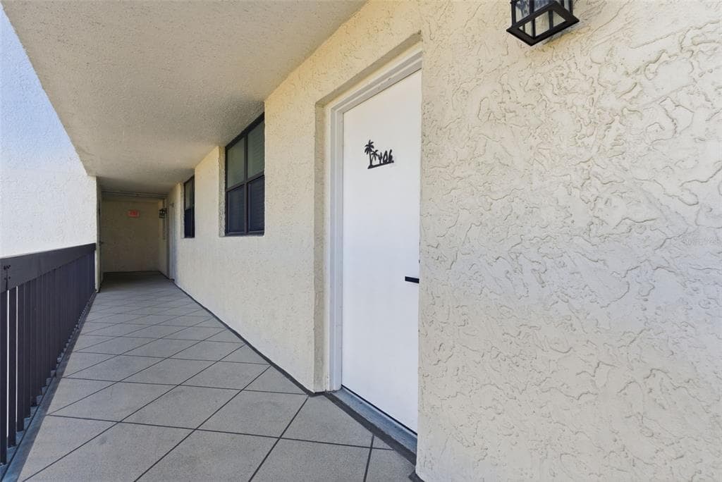 15462 GULF BOULEVARD 406 photo 7