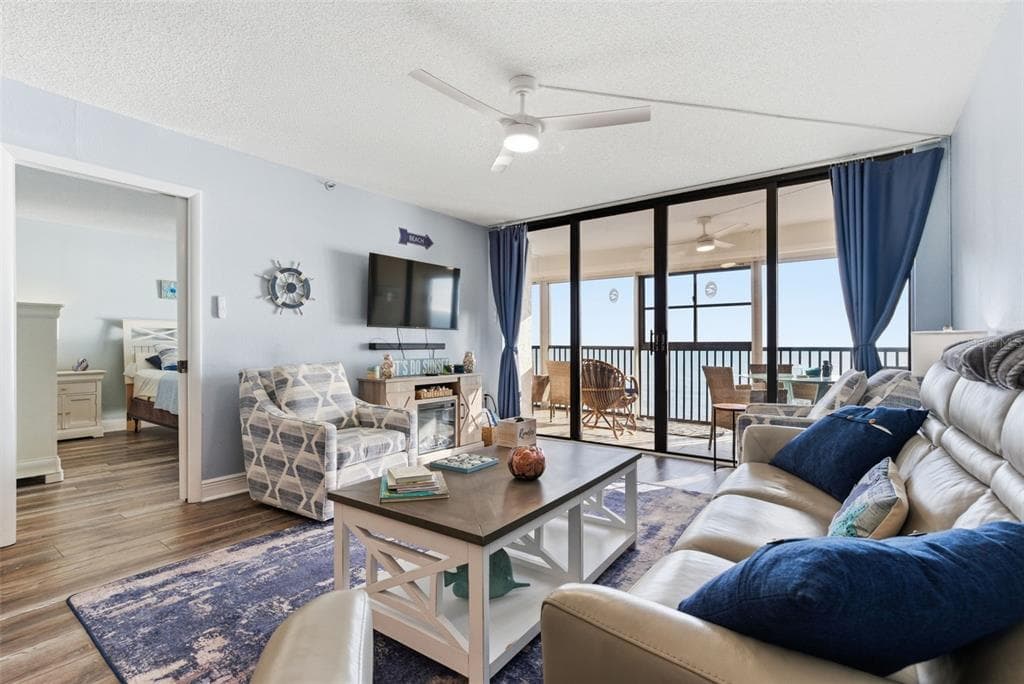 15462 GULF BOULEVARD 406 photo 10
