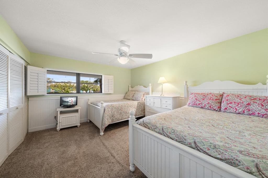 4450 GULF BOULEVARD 110 photo 25