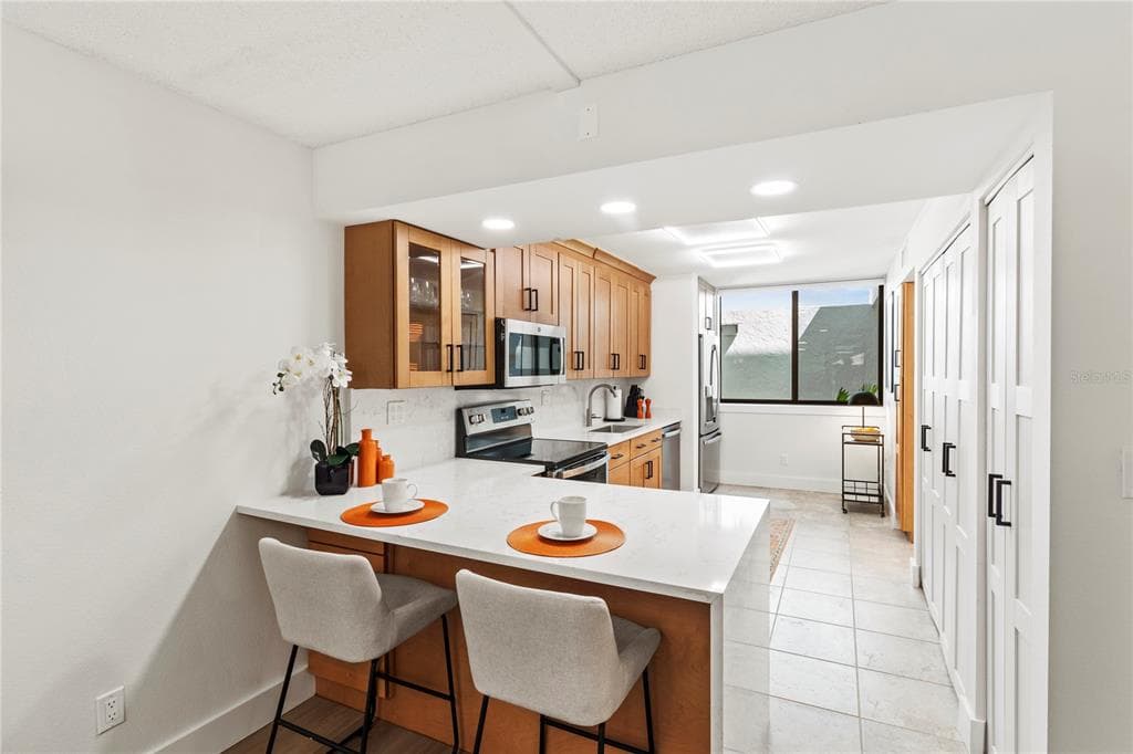 806 BAYPORT WAY 806 photo 14