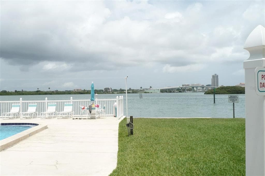 845 S GULFVIEW BOULEVARD 110 photo 17