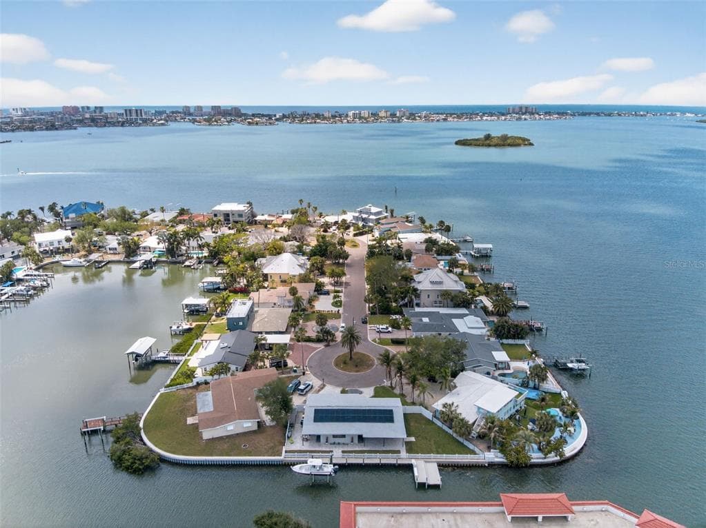 1866 VENETIAN POINT DRIVE 1