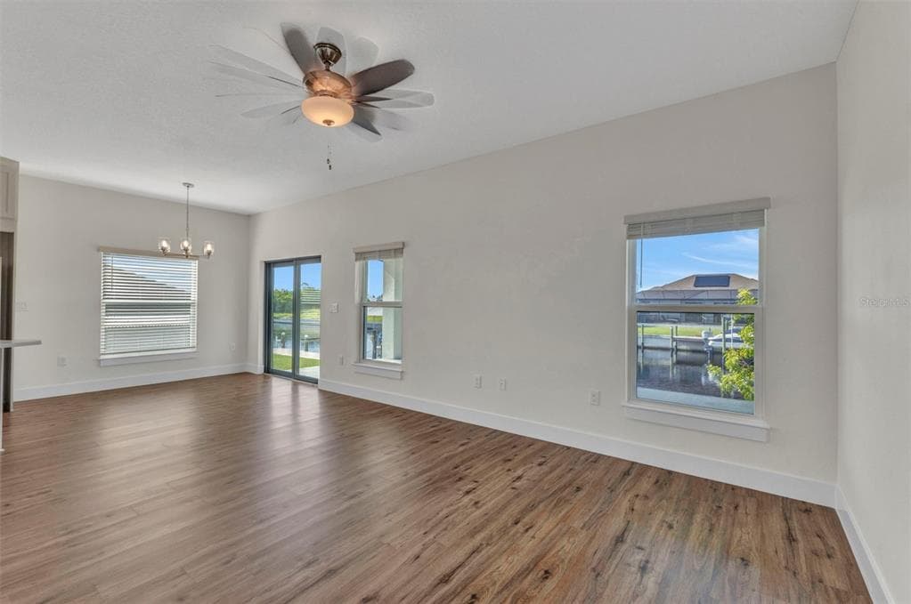2385 PAPPAS TERRACE photo 14