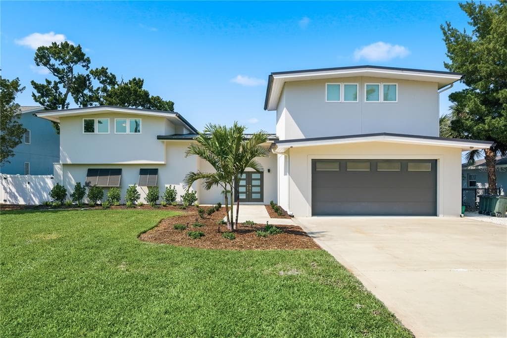 915 BAYSHORE DRIVE photo 1