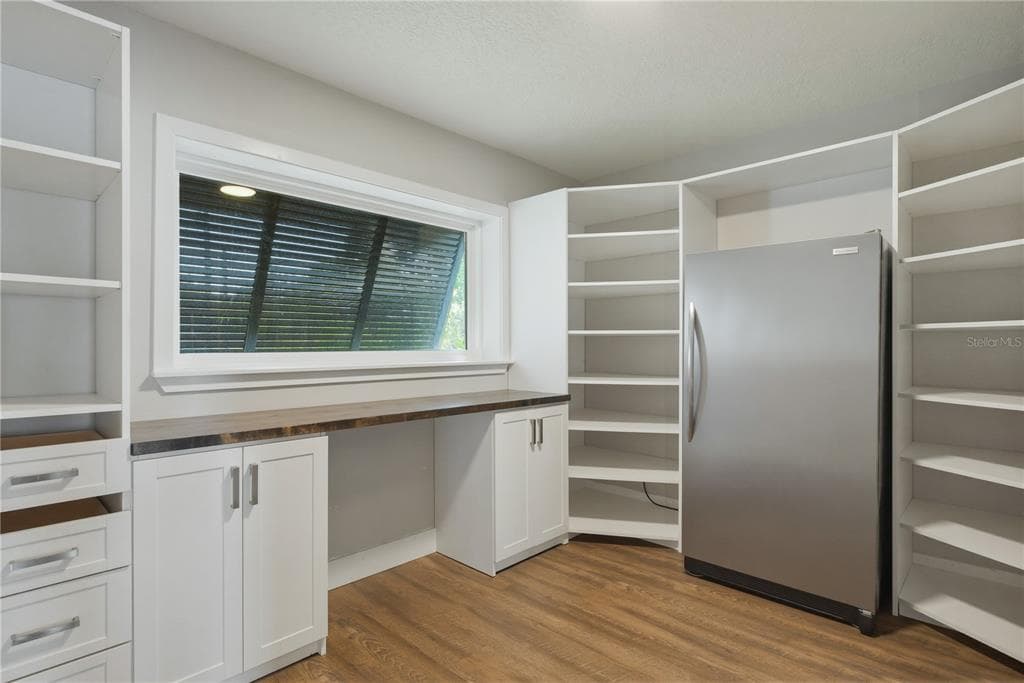 915 BAYSHORE DRIVE photo 19