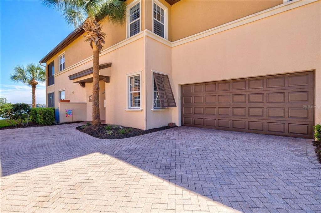 1135 RIVERSCAPE STREET 1135 photo 6