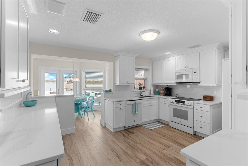 11445 9TH STREET E photo 20