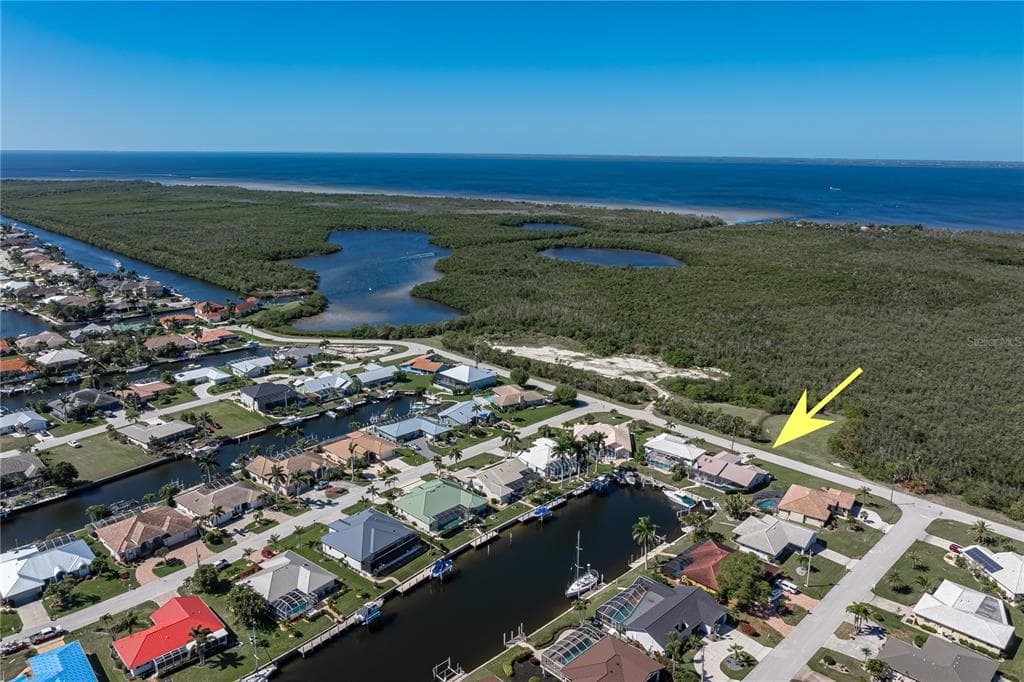 308 COLONY POINT DRIVE photo 4