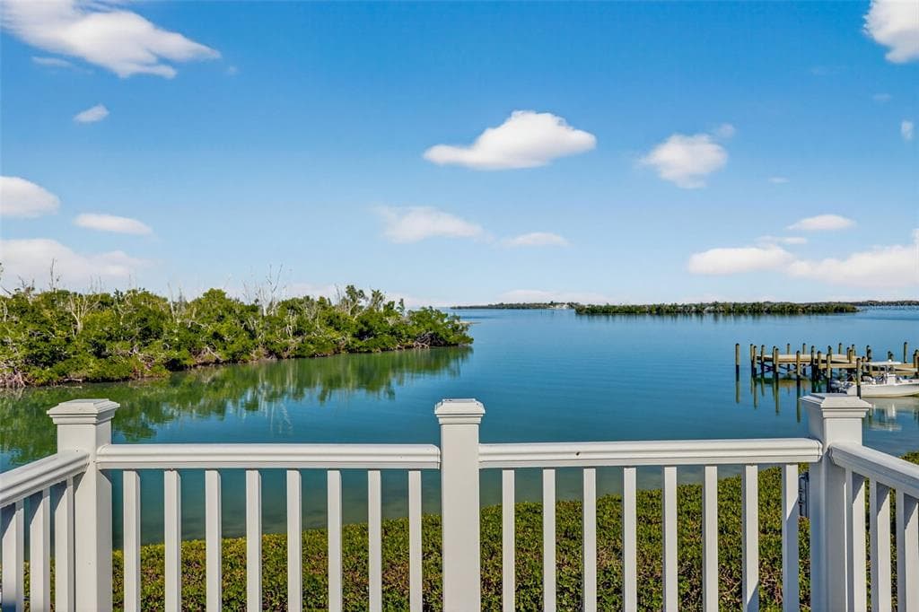 520 USEPPA ISLAND photo 2