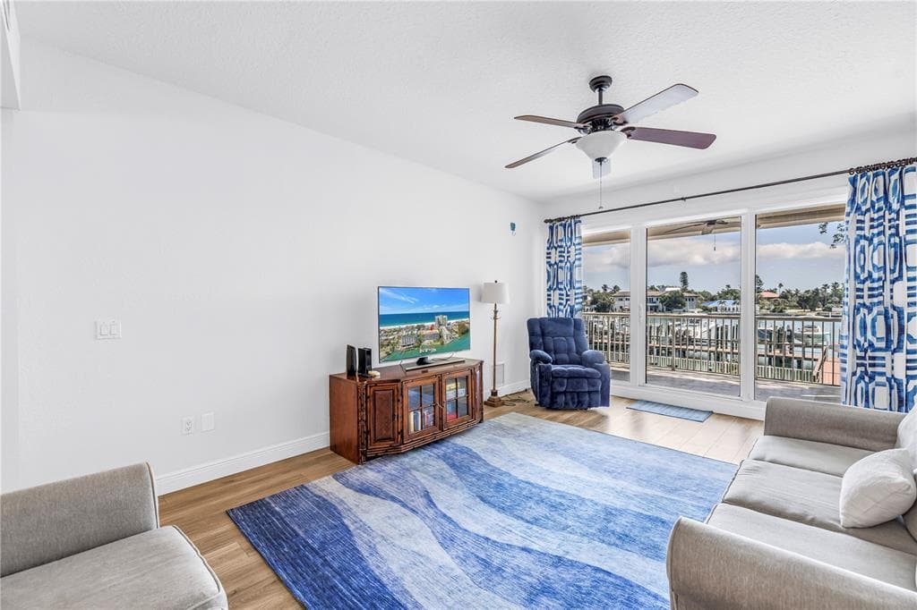 3805 GULF BOULEVARD 205 photo 18