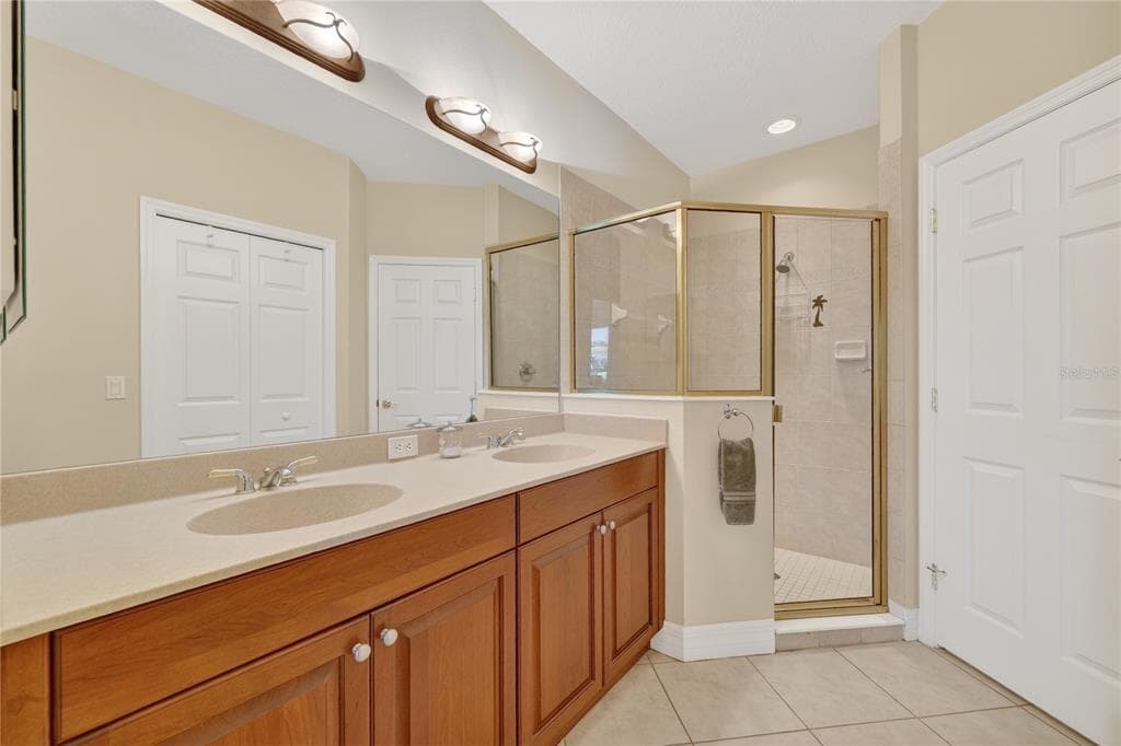 926 RIVER BASIN COURT 101 photo 10