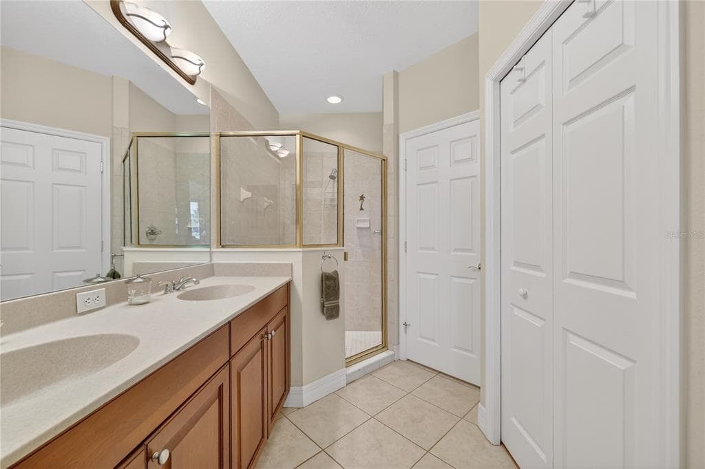 926 RIVER BASIN COURT 101 photo 8