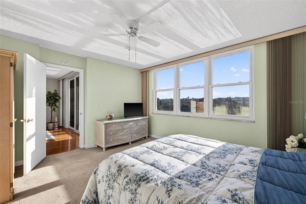 7625 SUN ISLAND DRIVE S 207 photo 17