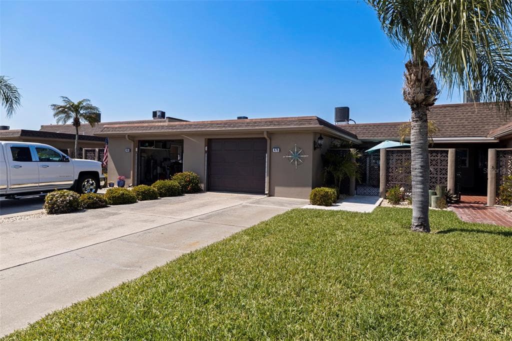 479 BOCA CIEGA POINT BOULEVARD S #1205 3