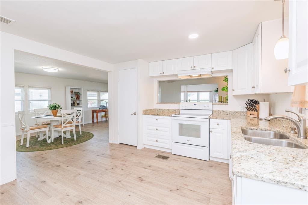 4851 W GANDY BOULEVARD #23C 5