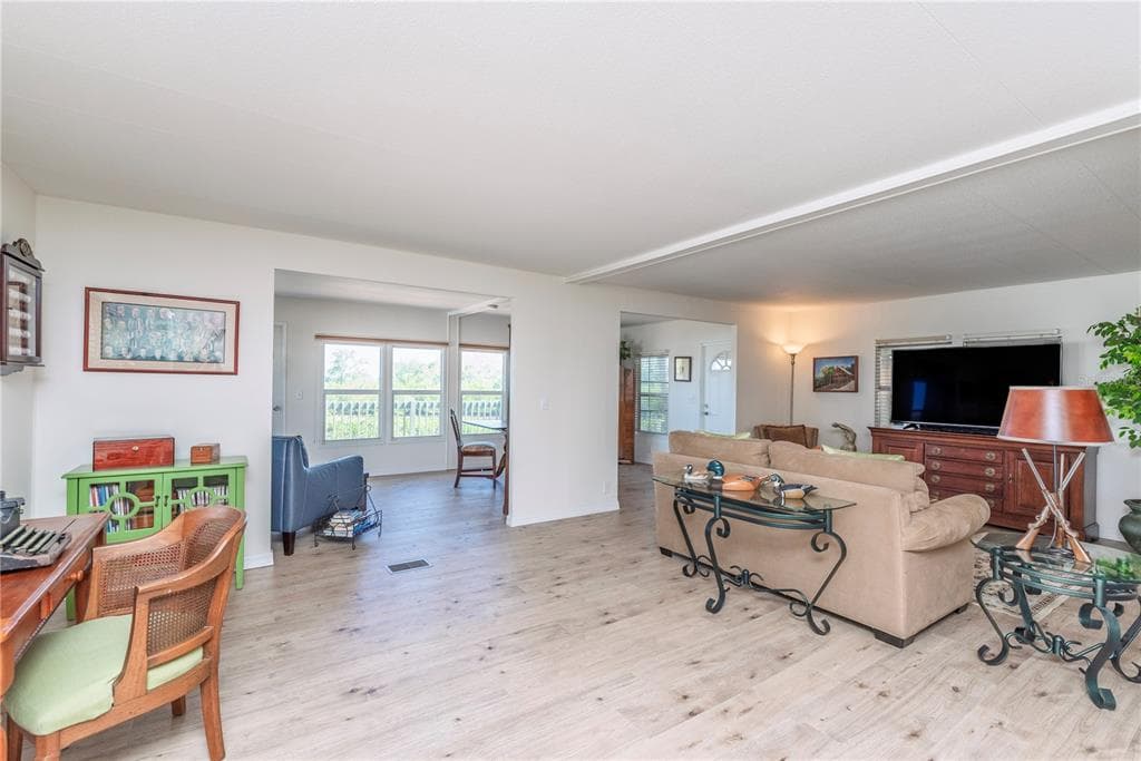 4851 W GANDY BOULEVARD 23C photo 10