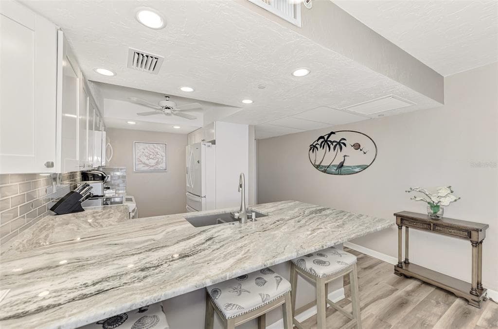 631 ALHAMBRA ROAD 1004 photo 13