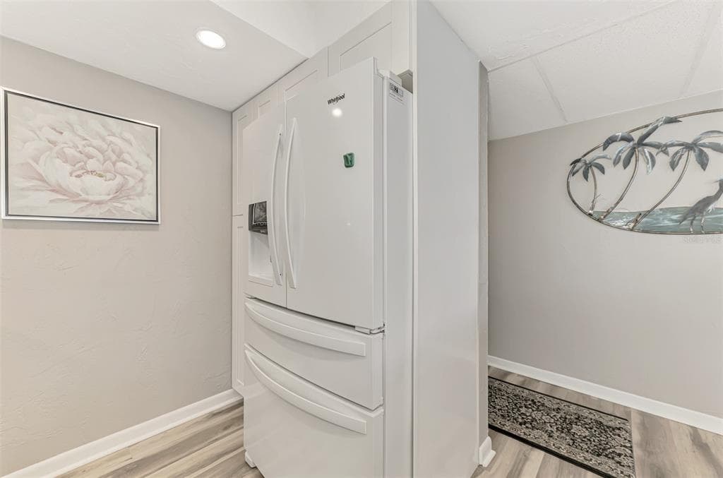 631 ALHAMBRA ROAD 1004 photo 18