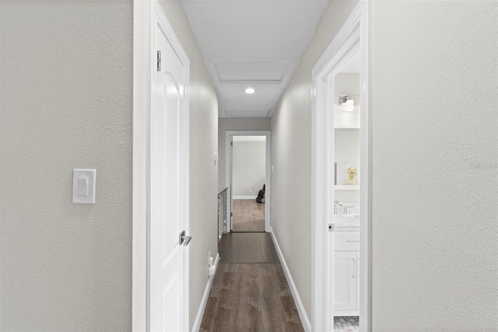 10525 HOMESTEAD DRIVE photo 17