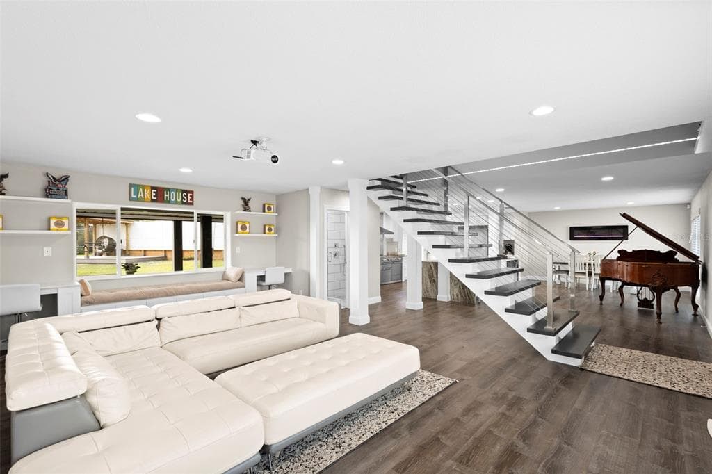10525 HOMESTEAD DRIVE 4