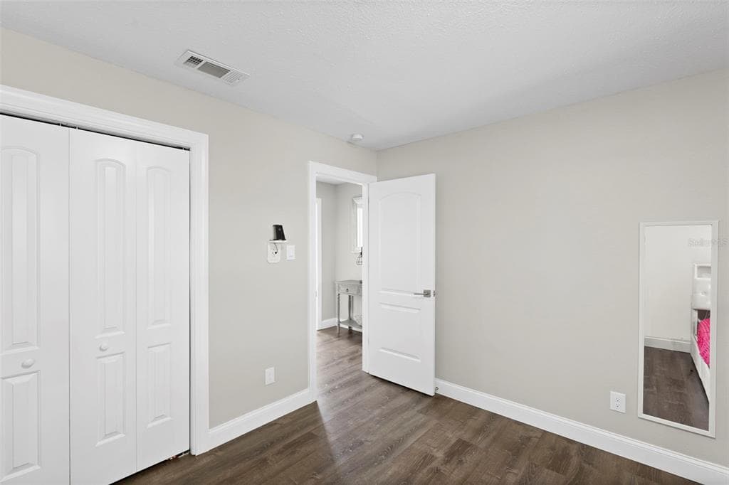 10525 HOMESTEAD DRIVE photo 25
