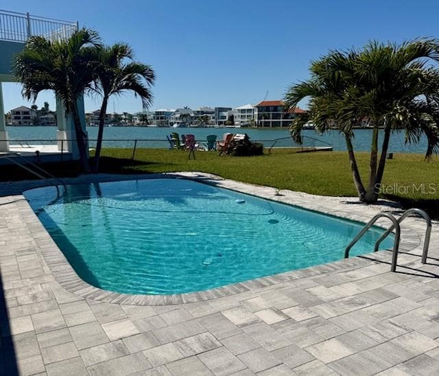 584 CRYSTAL DRIVE photo 7