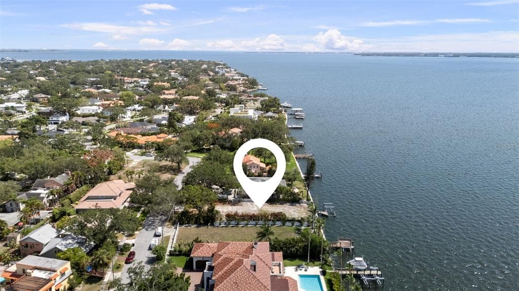 214 BLANCA AVENUE photo 8