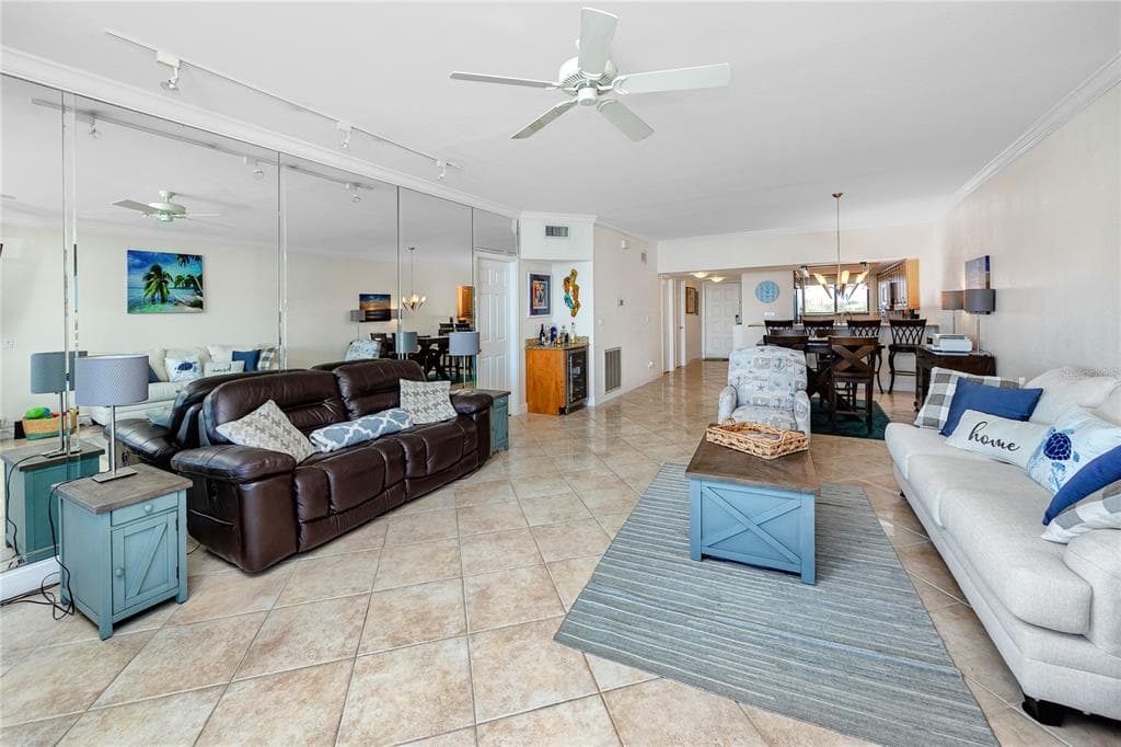 363 PINELLAS BAYWAY S 48 photo 13