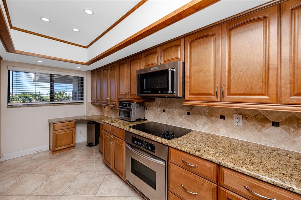 363 PINELLAS BAYWAY S 48 photo 18