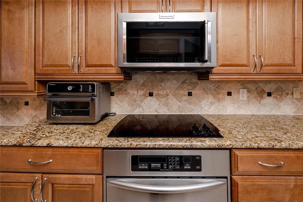 363 PINELLAS BAYWAY S 48 photo 19