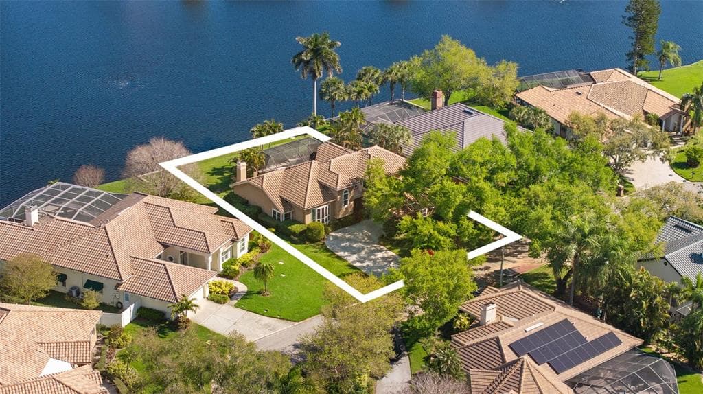 4731 COCONUT PALM CIRCLE NE photo 4