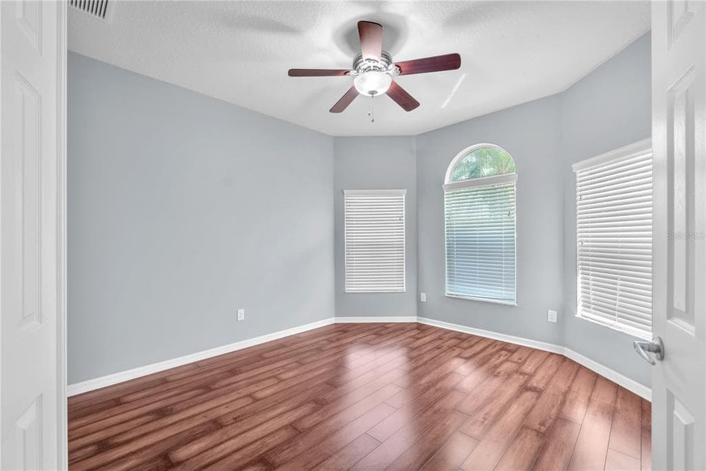 11236 77TH STREET E photo 9