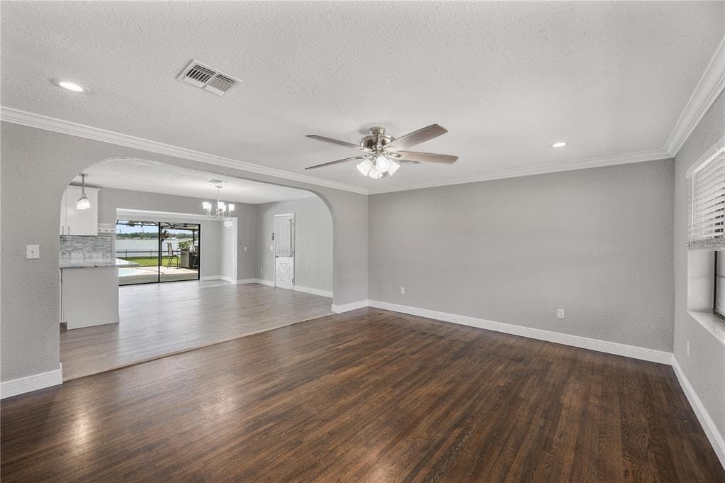 510 WINDERMERE DRIVE 4