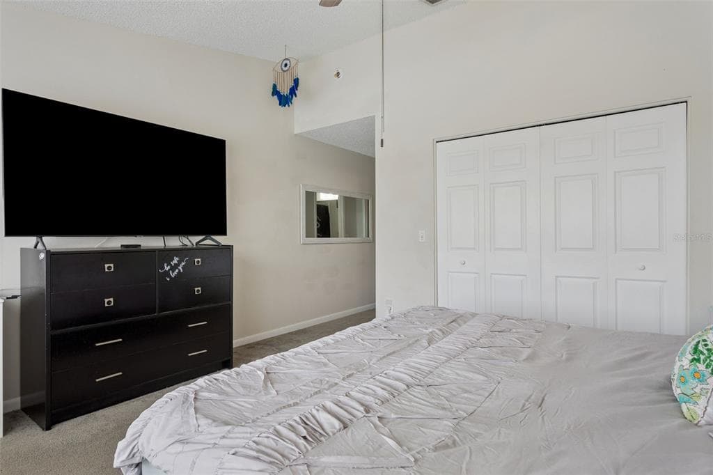 425 KENSINGTON LAKE CIRCLE photo 17