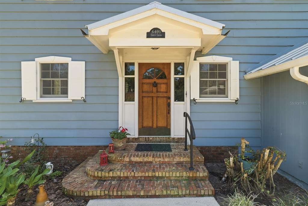 6491 SPRUCE CREEK ROAD 4